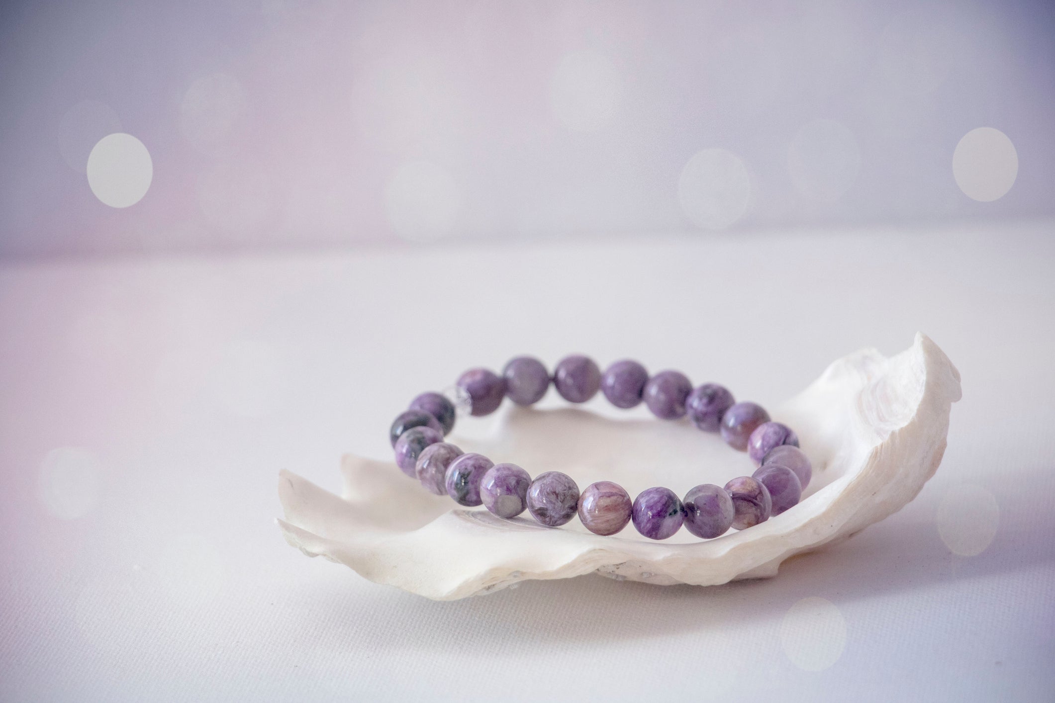 Les bienfaits de l’améthyste : sérénité et intuition 💜