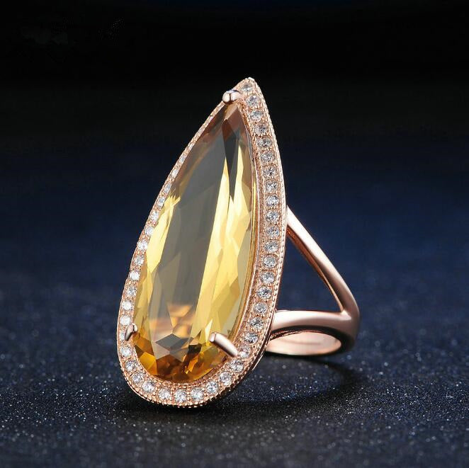 Bague de Luxe en Citrine Naturelle – Élégance en Goutte d’Or