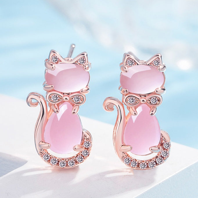 Boucles d’Oreilles "Chat d’Amour" – Cristal Rose & Élégance Féline