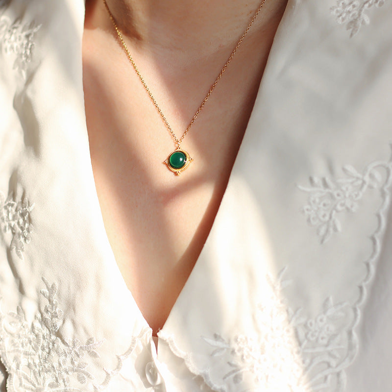 Collier Étoilé en Agate Verte