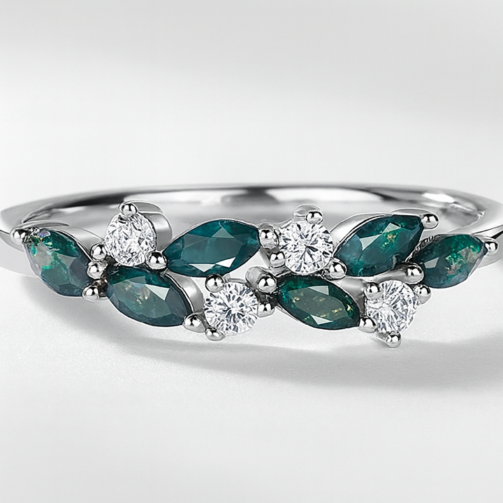 Bague "Feuille d’Émeraude"