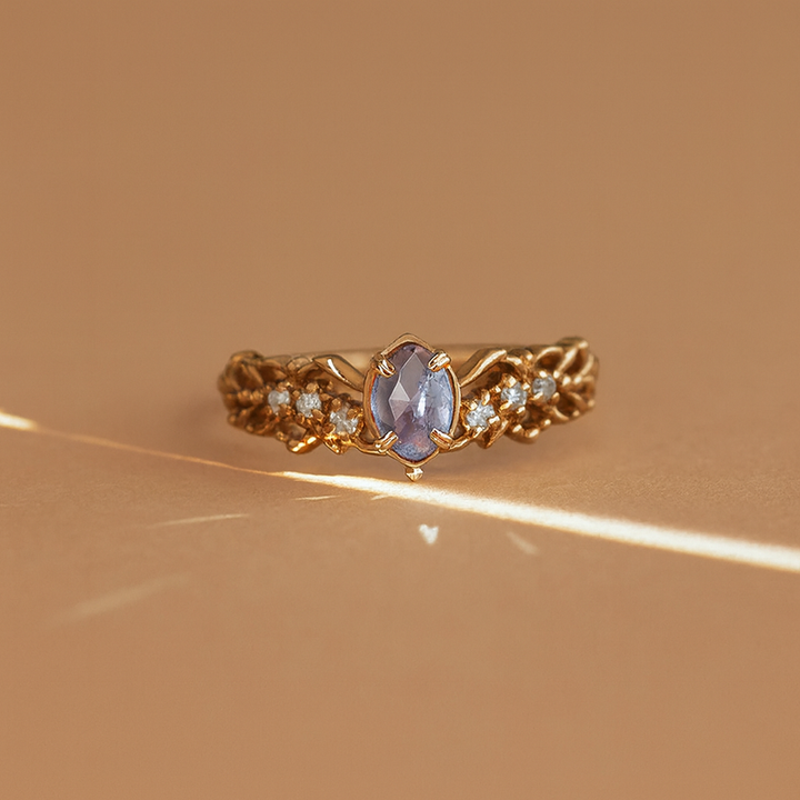 Bague « Étoile Boréale » en Cordiérite Naturelle