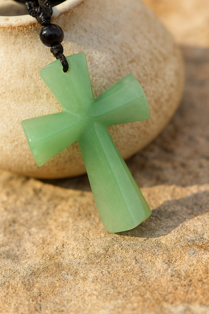 Collier "Croix Éternelle"