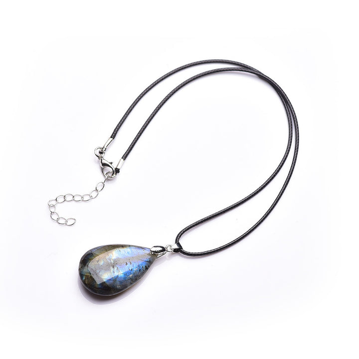 Collier "Éclat Lunaire"