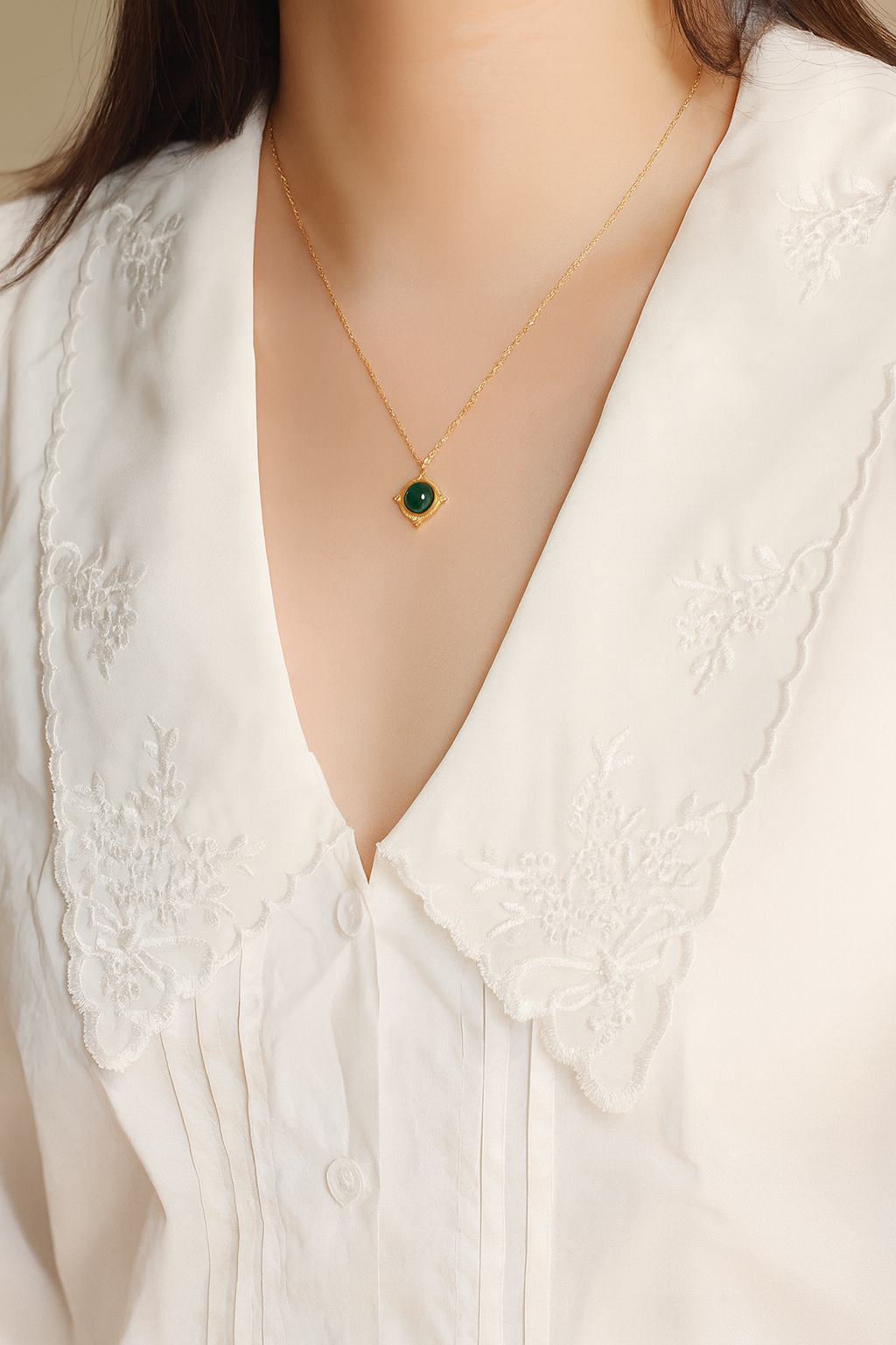 Collier Étoilé en Agate Verte