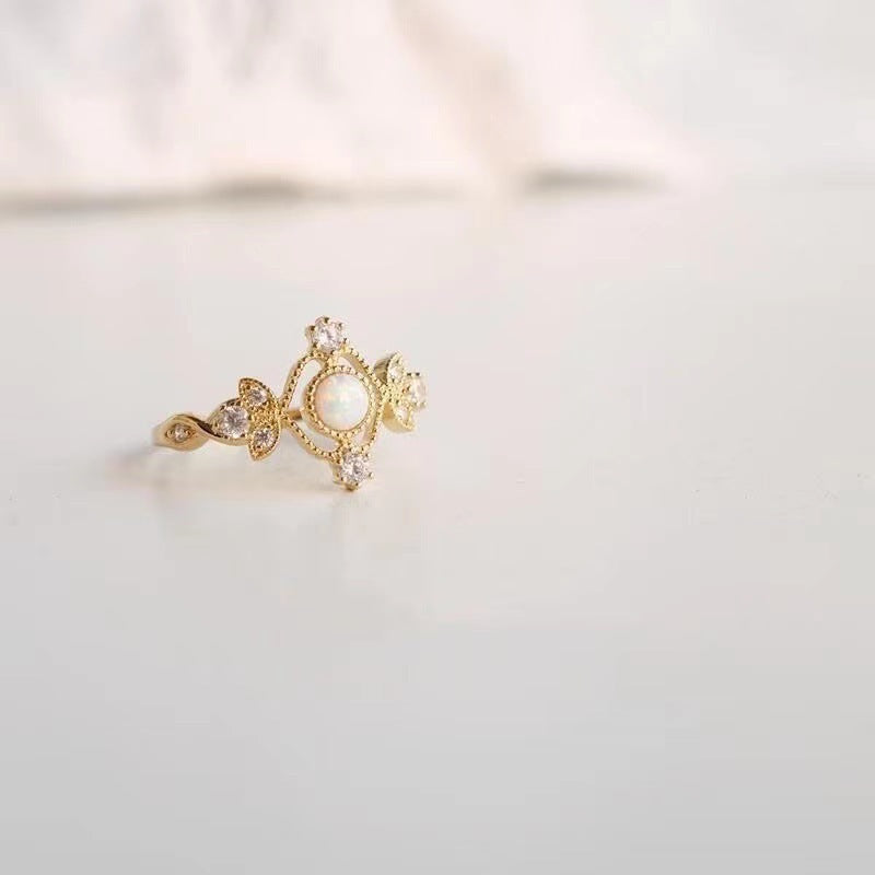 Bague « Éclat Céleste » en Opale Naturelle