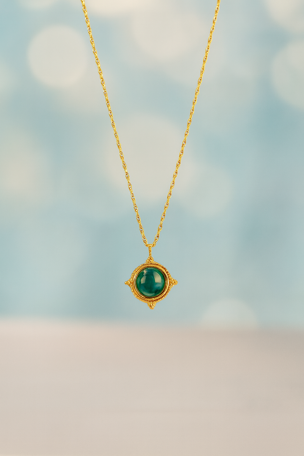 Collier Étoilé en Agate Verte