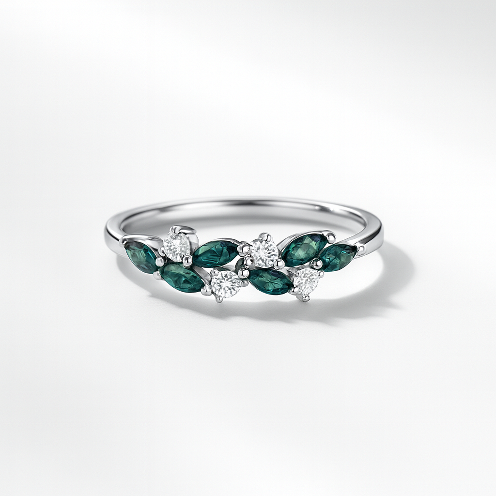 Bague "Feuille d’Émeraude"
