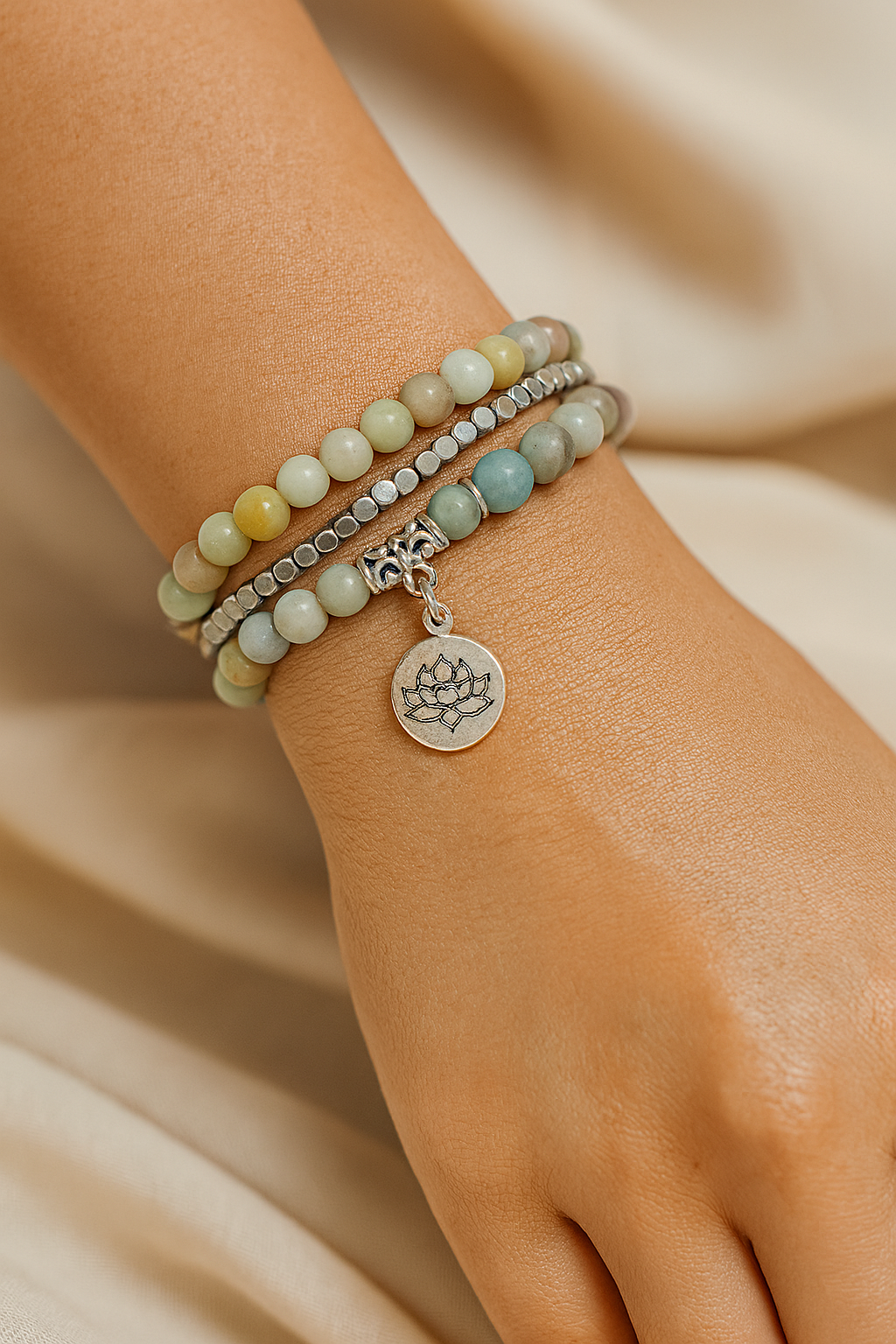 Bracelet Design et Créatif Inspiration Yoga en Amazonite